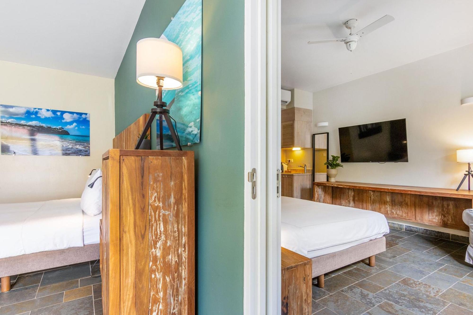 Bayside Boutique Hotel - Blue Bay Golf & Beach Resort Sint Michiel ภายนอก รูปภาพ