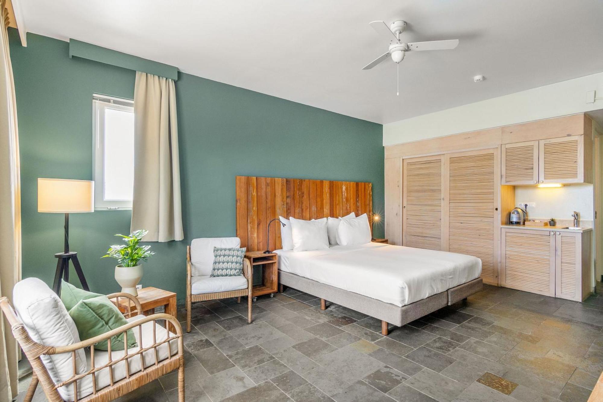 Bayside Boutique Hotel - Blue Bay Golf & Beach Resort Sint Michiel ภายนอก รูปภาพ