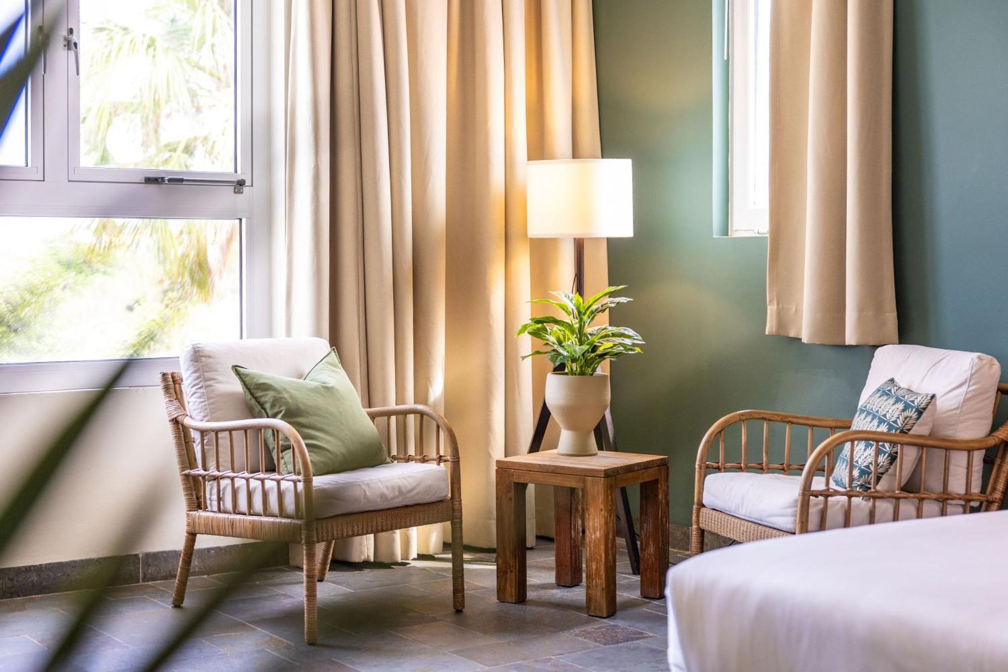 Bayside Boutique Hotel - Blue Bay Golf & Beach Resort Sint Michiel ภายนอก รูปภาพ